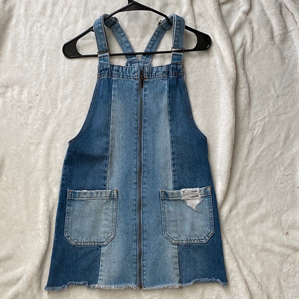 Overall dress